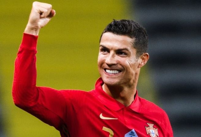 Ronaldo tao thong ke an tuong o cap doi tuyen hinh anh