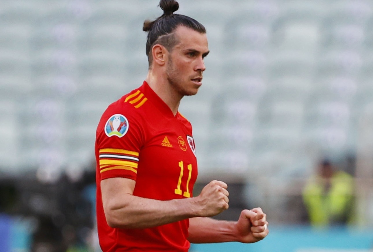 VAR giup xu Wales thoat thua truoc Thuy Si hinh anh