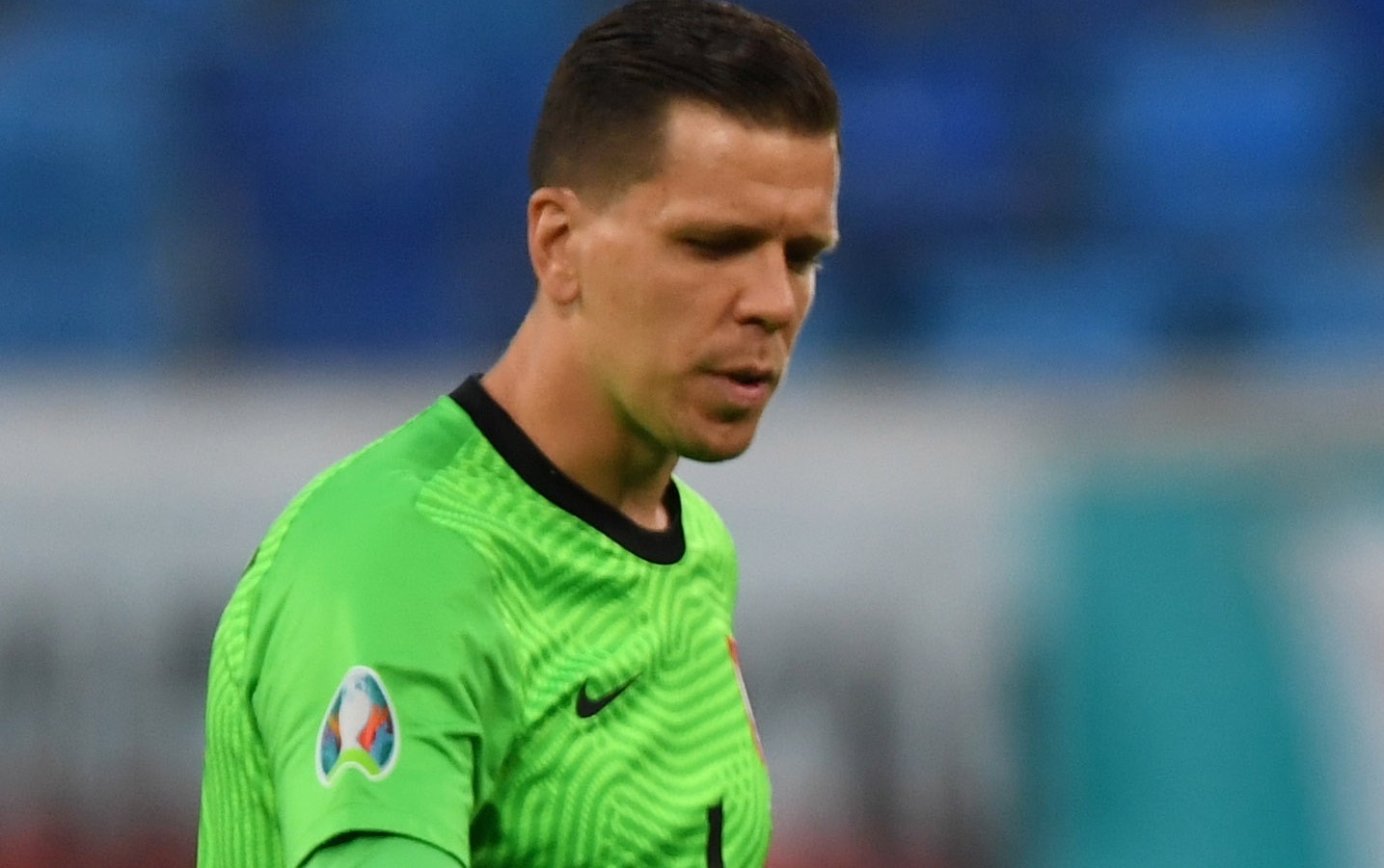 Van den qua 3 ky Euro cua thu mon Szczesny hinh anh