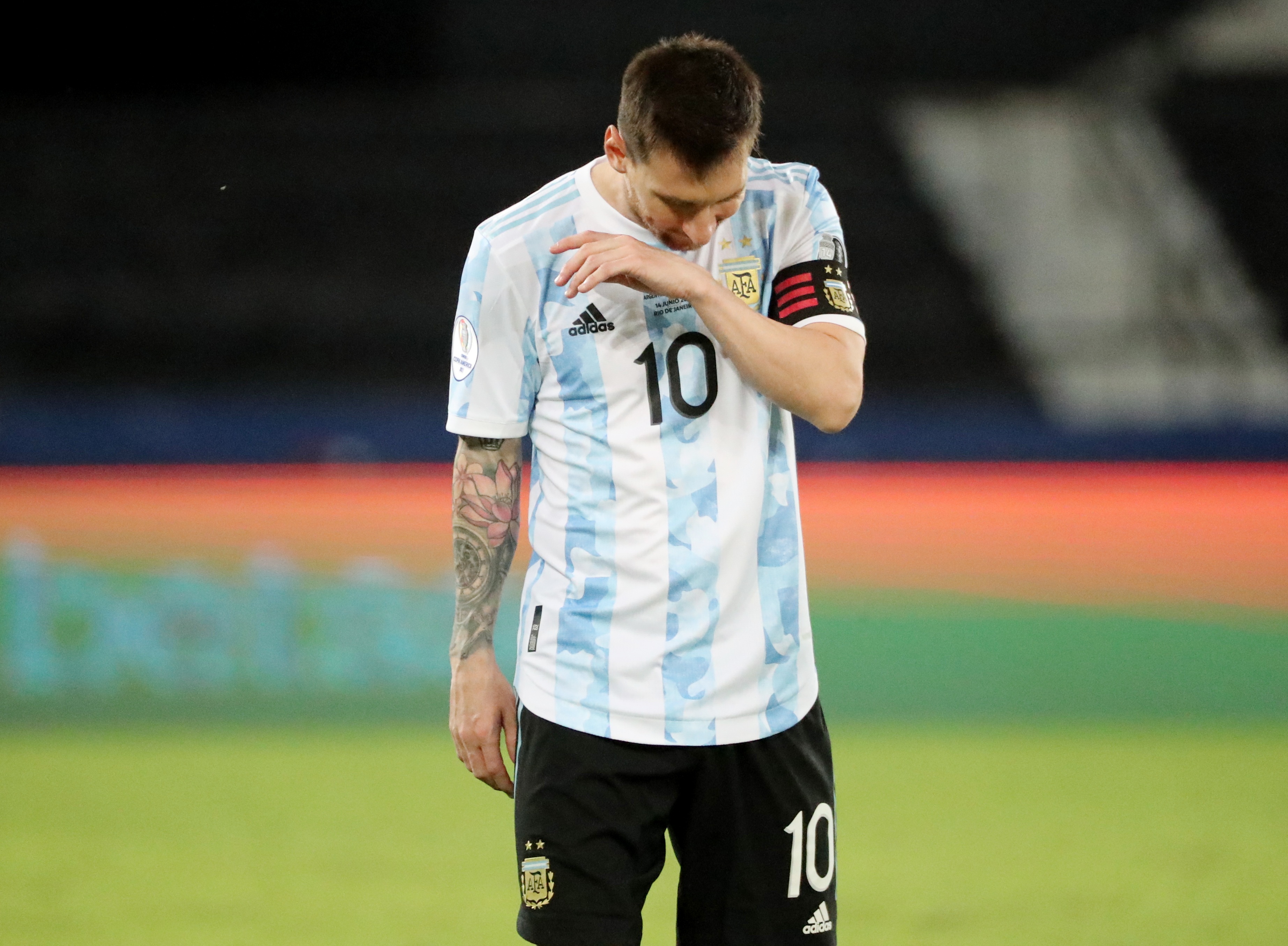 Messi khong cuu noi Argentina anh 1