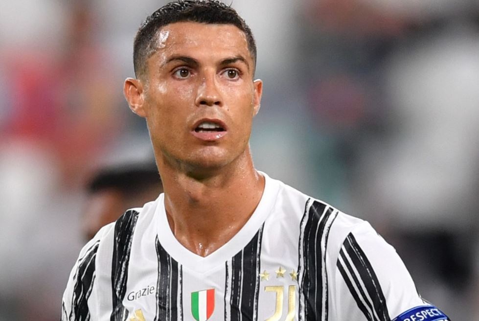 UEFA bo luat ban thang san khach o cac giai cap CLB hinh anh