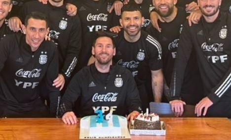 Sinh nhat am cung cua Messi hinh anh