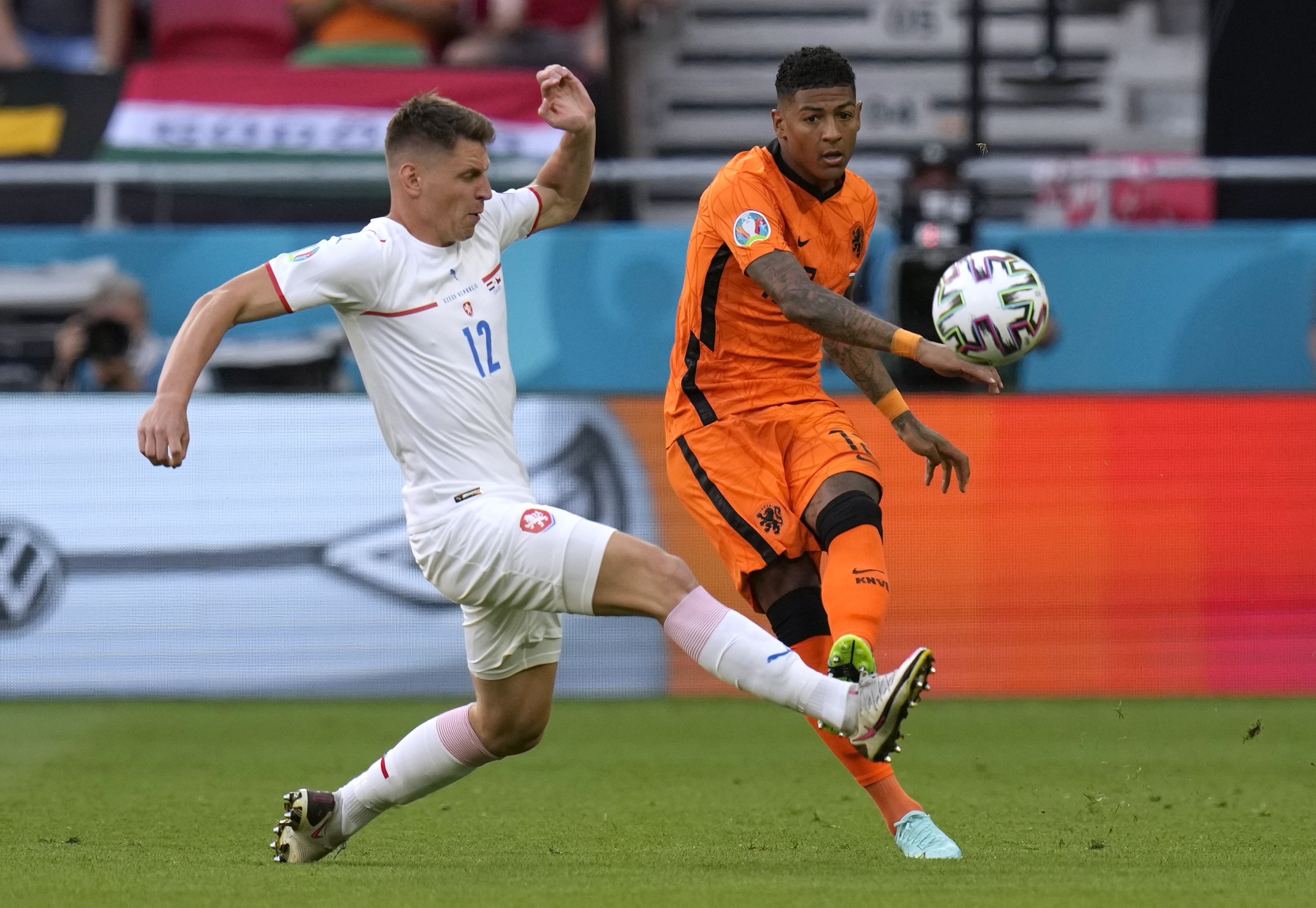 Dan sao vua het han hop dong anh 4