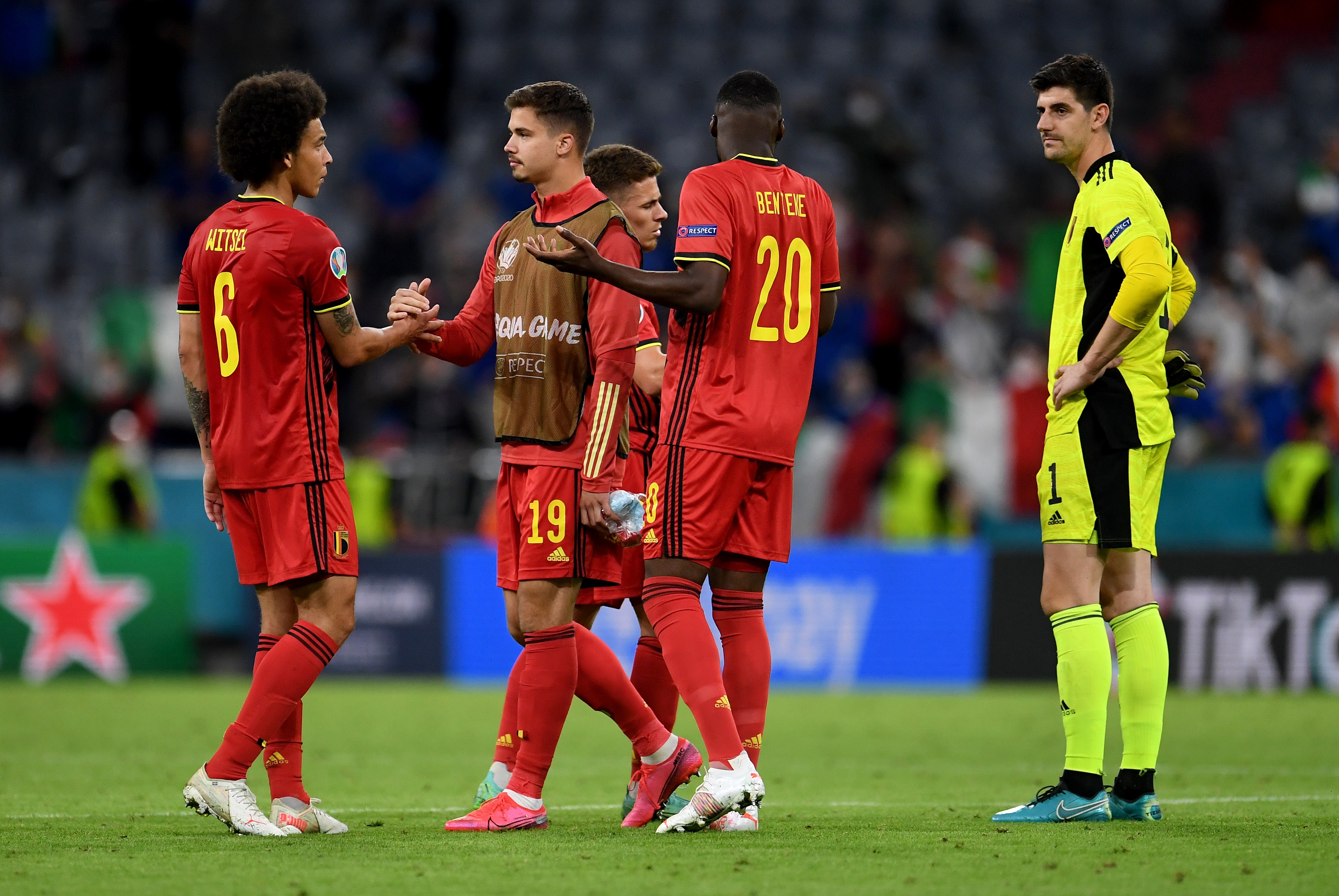 Lukaku bo lo co hoi tu cu ly 1 m anh 9