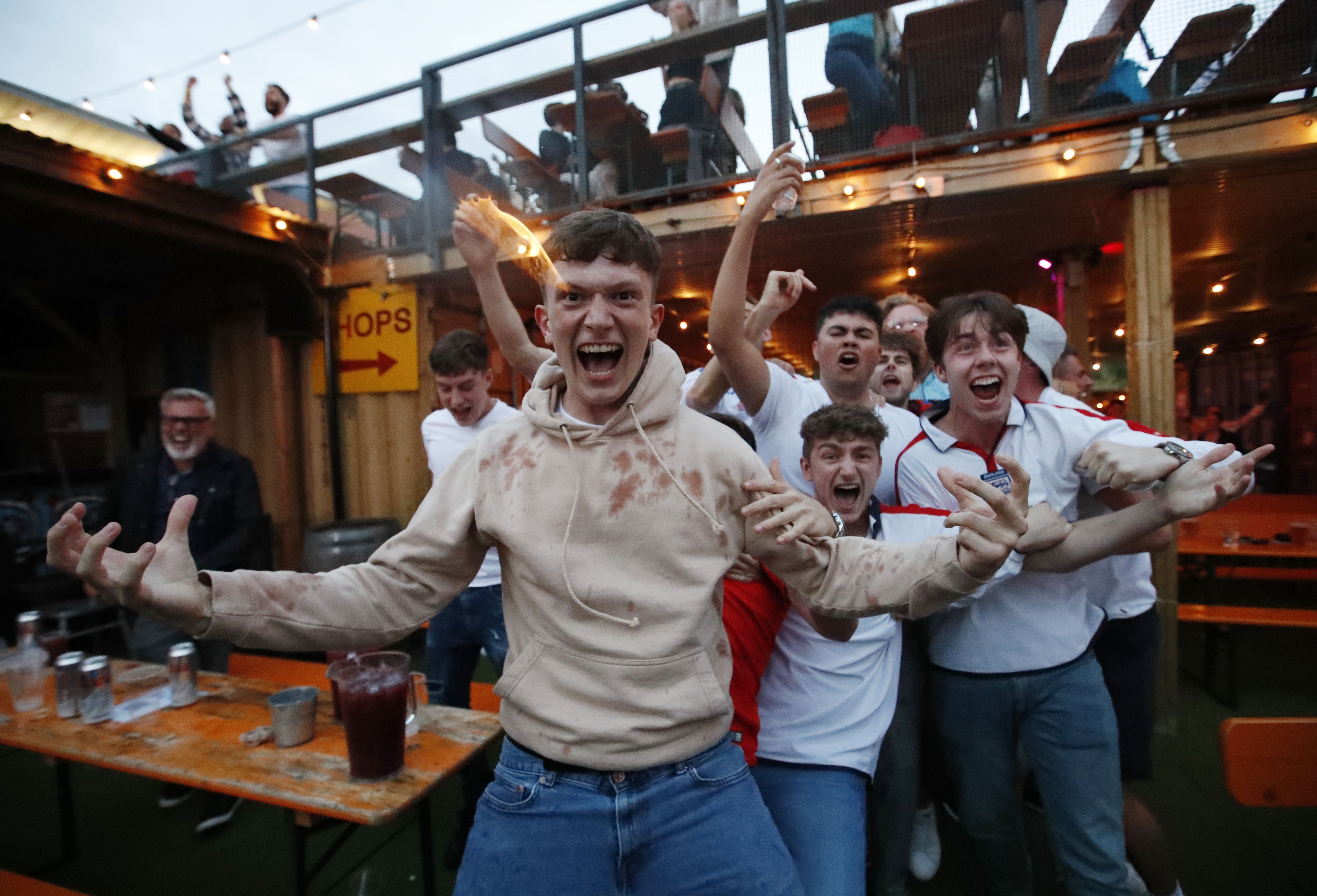 CDV Anh an mung anh 4