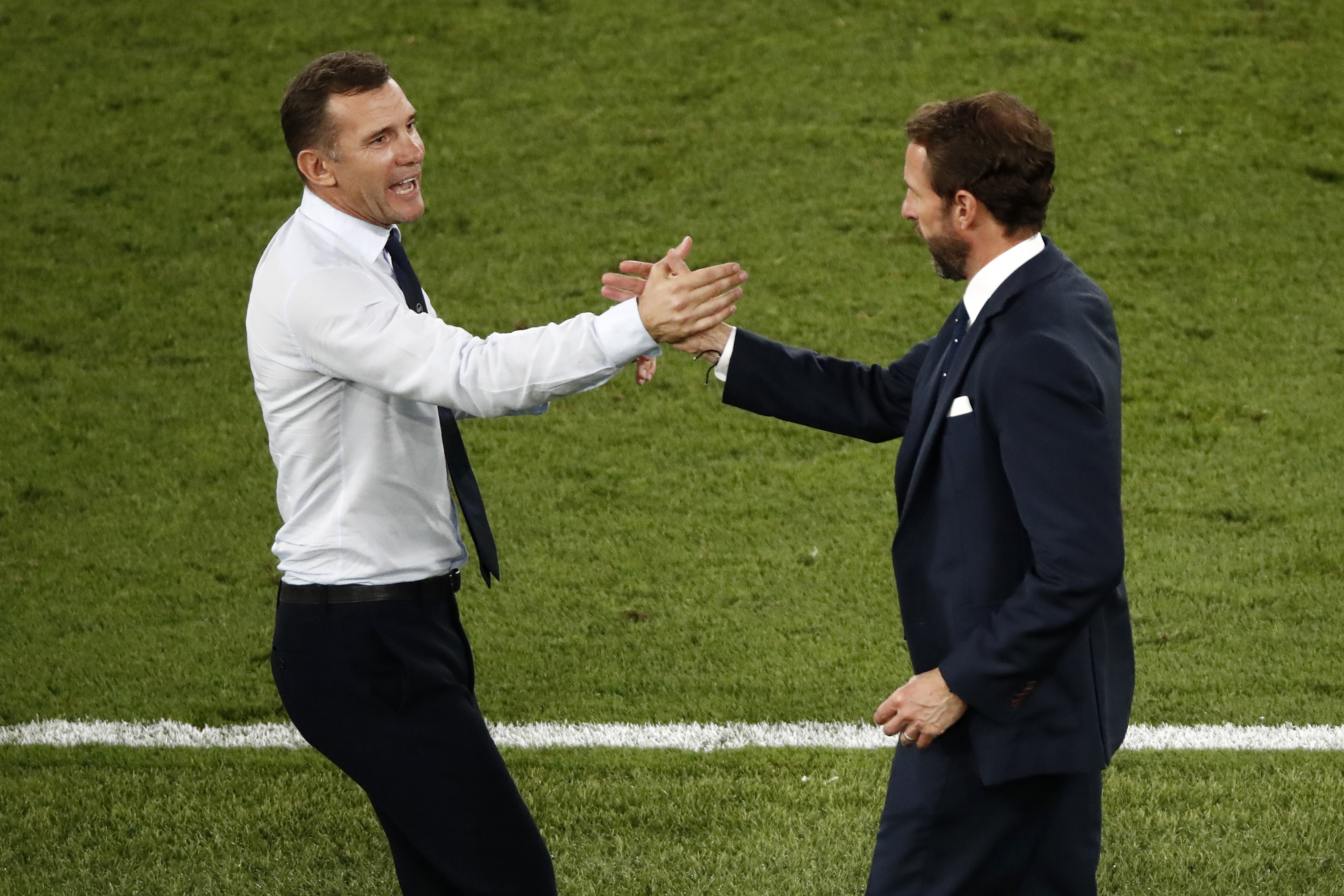 Dan sao tuyen Anh bay to su kinh trong cho Shevchenko anh 2