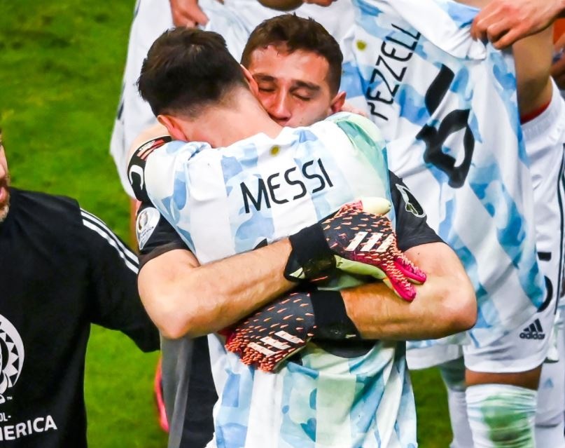 Nguoi hung tuyen Argentina ngo ngac sau pha can luan luu quyet dinh anh 5