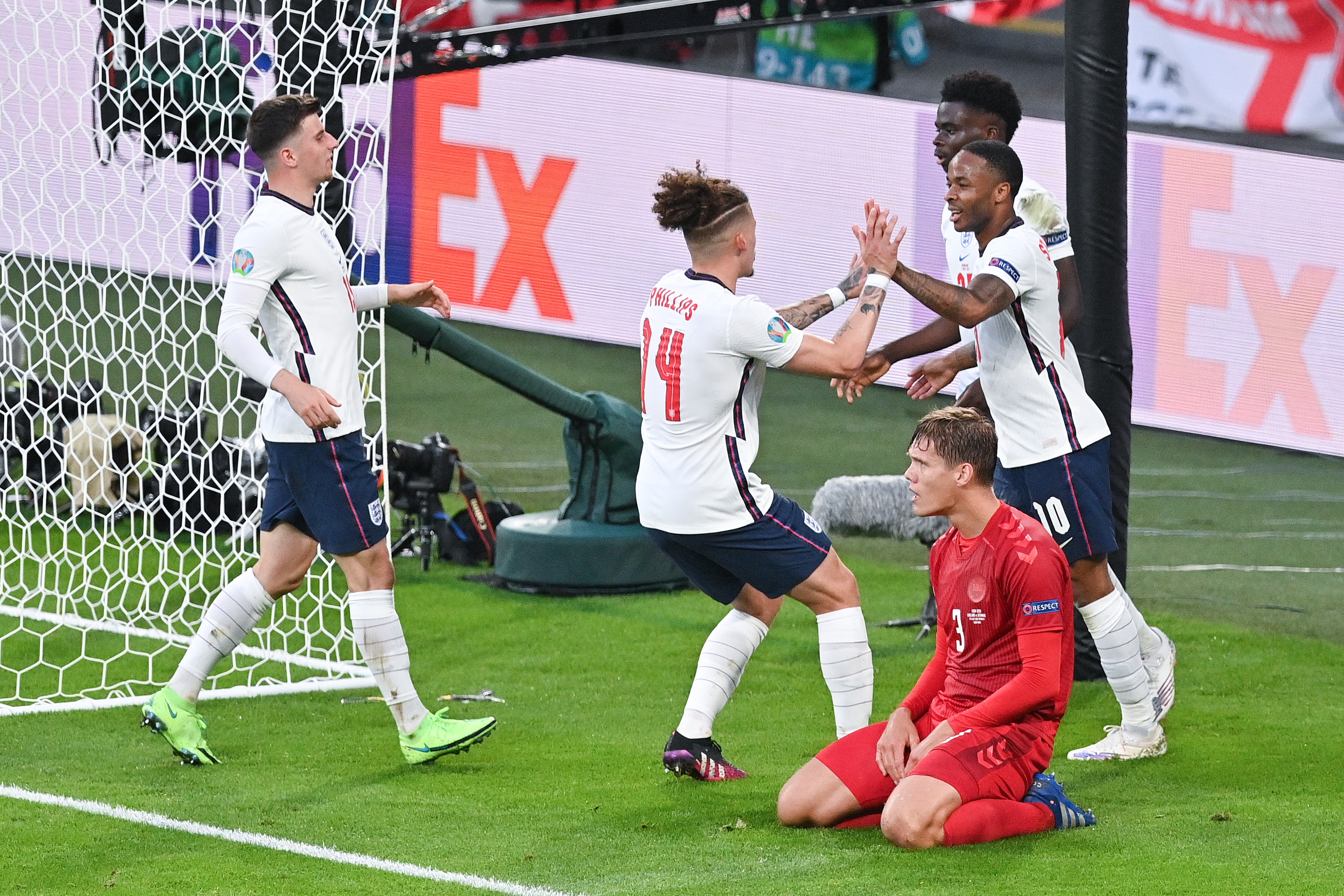 Hai khoanh khac vo duyen cua Sterling anh 4