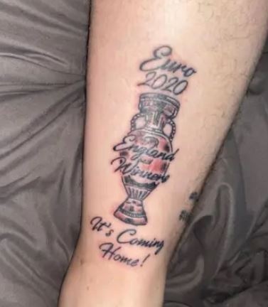 CDV Anh xam hinh cup vo dich Euro anh 1