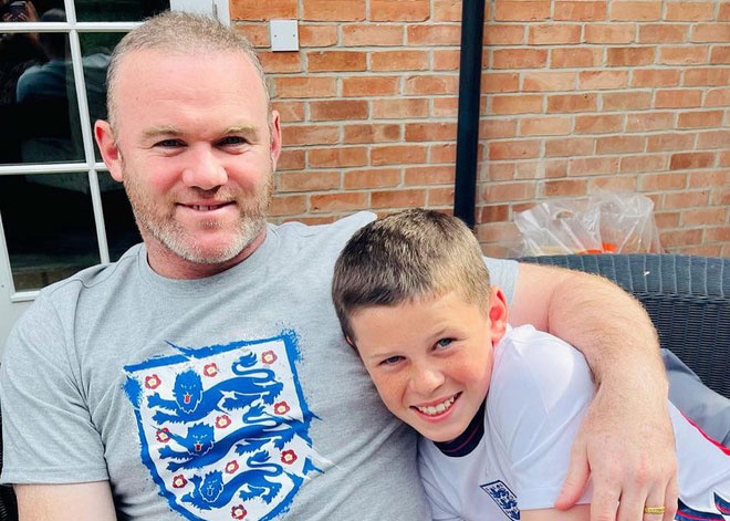 Ngoai hinh cua Rooney thay doi hinh anh