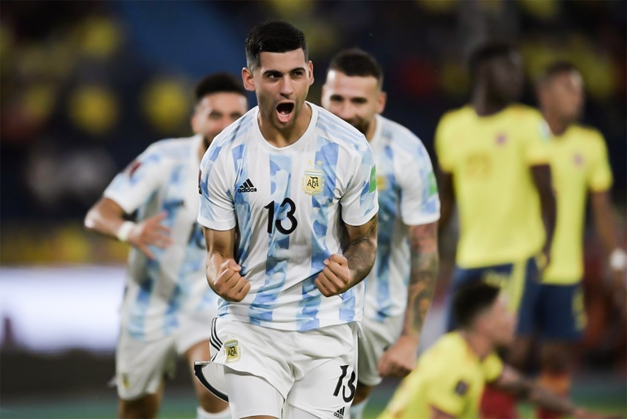 Messi noi bat o doi hinh hay nhat Copa America anh 9