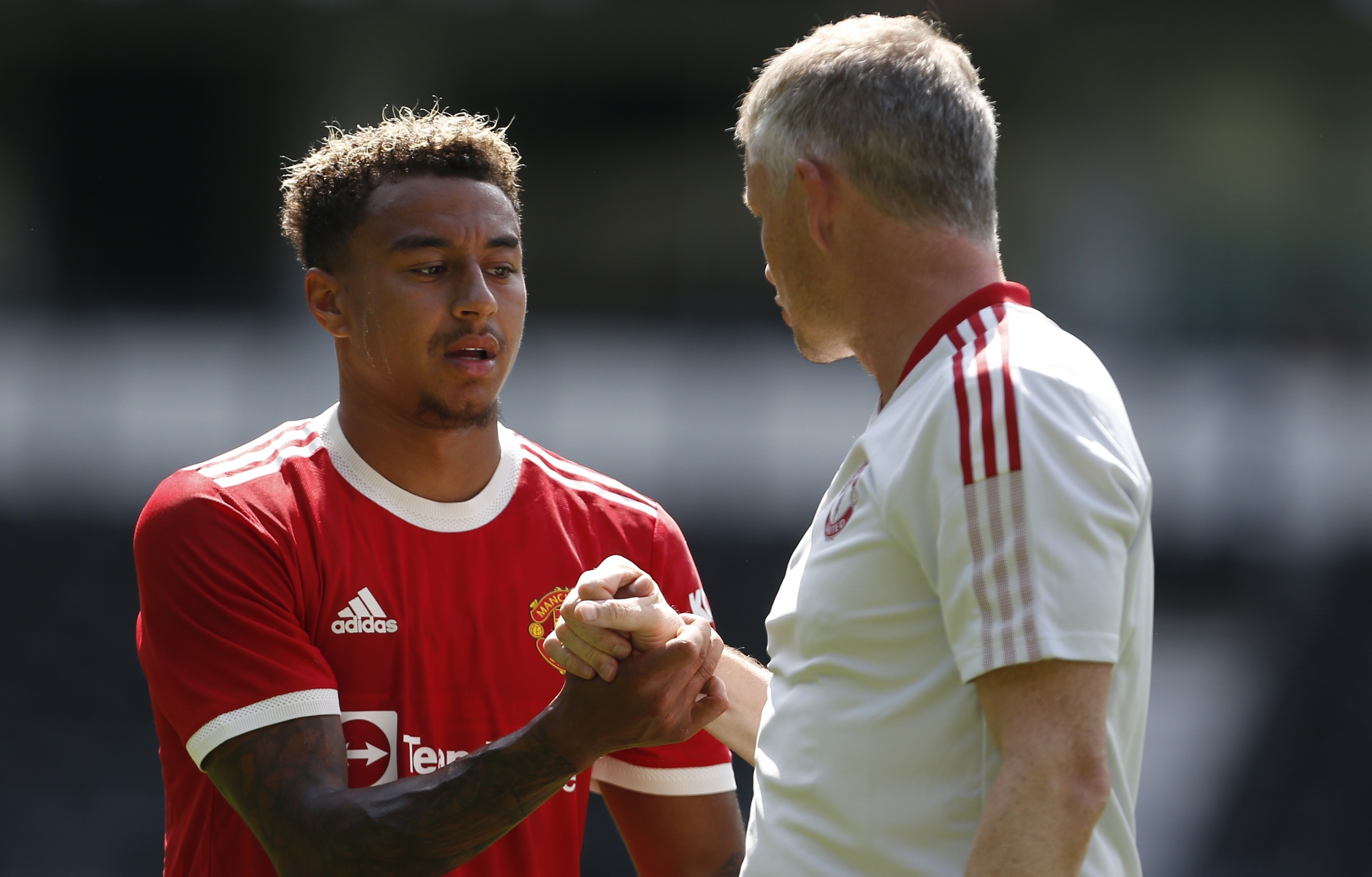 Lingard gay an tuong khi tro lai khoac ao Man Utd hinh anh