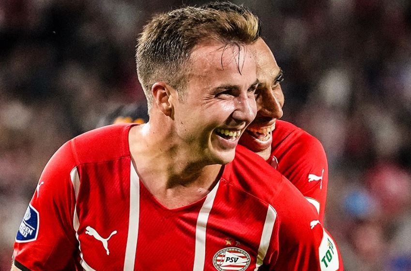 Gotze thang hoa o vong loai Champions League hinh anh