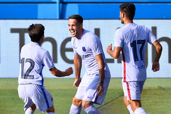 Depay ghi ban trong tran ra mat Barca anh 6