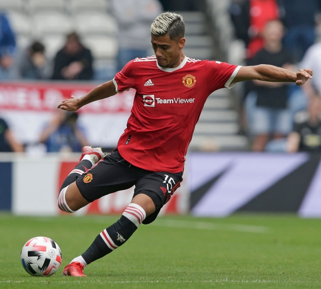 Dan cau thu bi lang quen tai Premier League anh 9