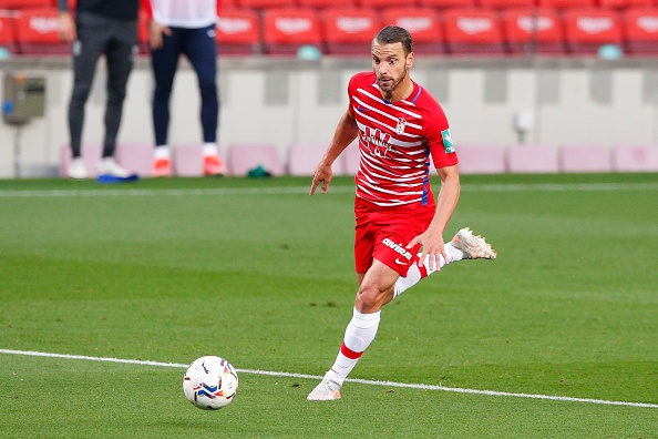 So phan 7 tan binh cua Tottenham o phien cho he 2013 anh 8