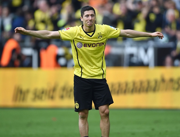 Messi va dan sao dat gia ra di duoi dang tu do anh 11