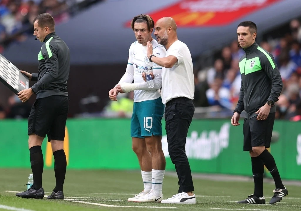 Grealish khong duoc nang cup anh 1