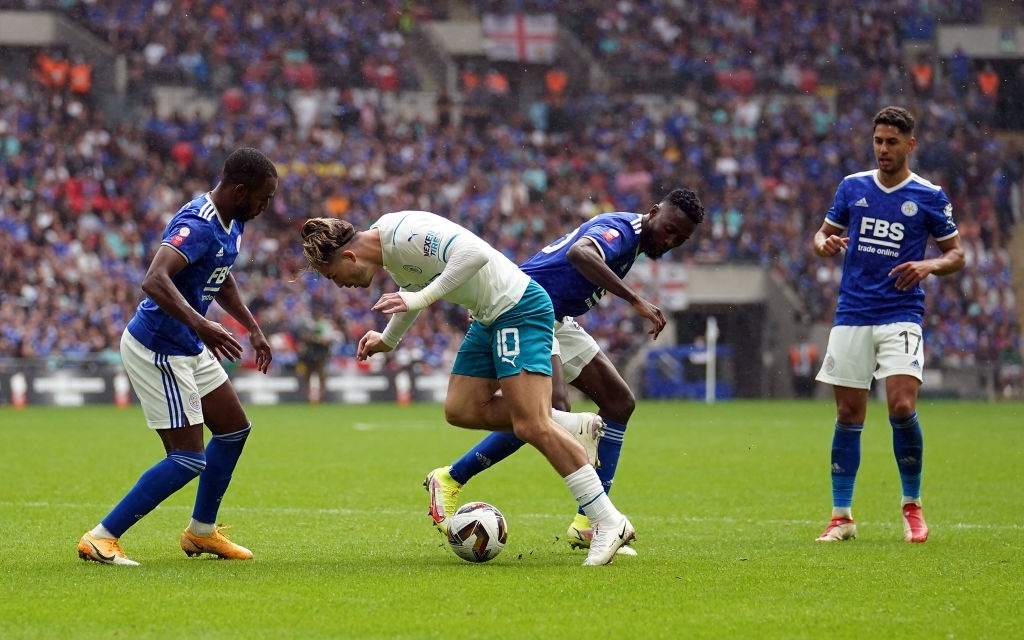 Grealish khong duoc nang cup anh 3