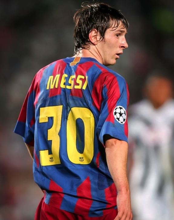 Ligue 1 co the se sua luat vi Messi anh 1