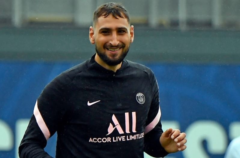 Donnarumma: 'Vu chuyen nhuong cua Messi se som duoc hoan tat' hinh anh