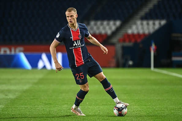 Messi gia nhap PSG anh 5