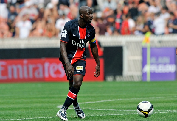 Messi gia nhap PSG anh 6