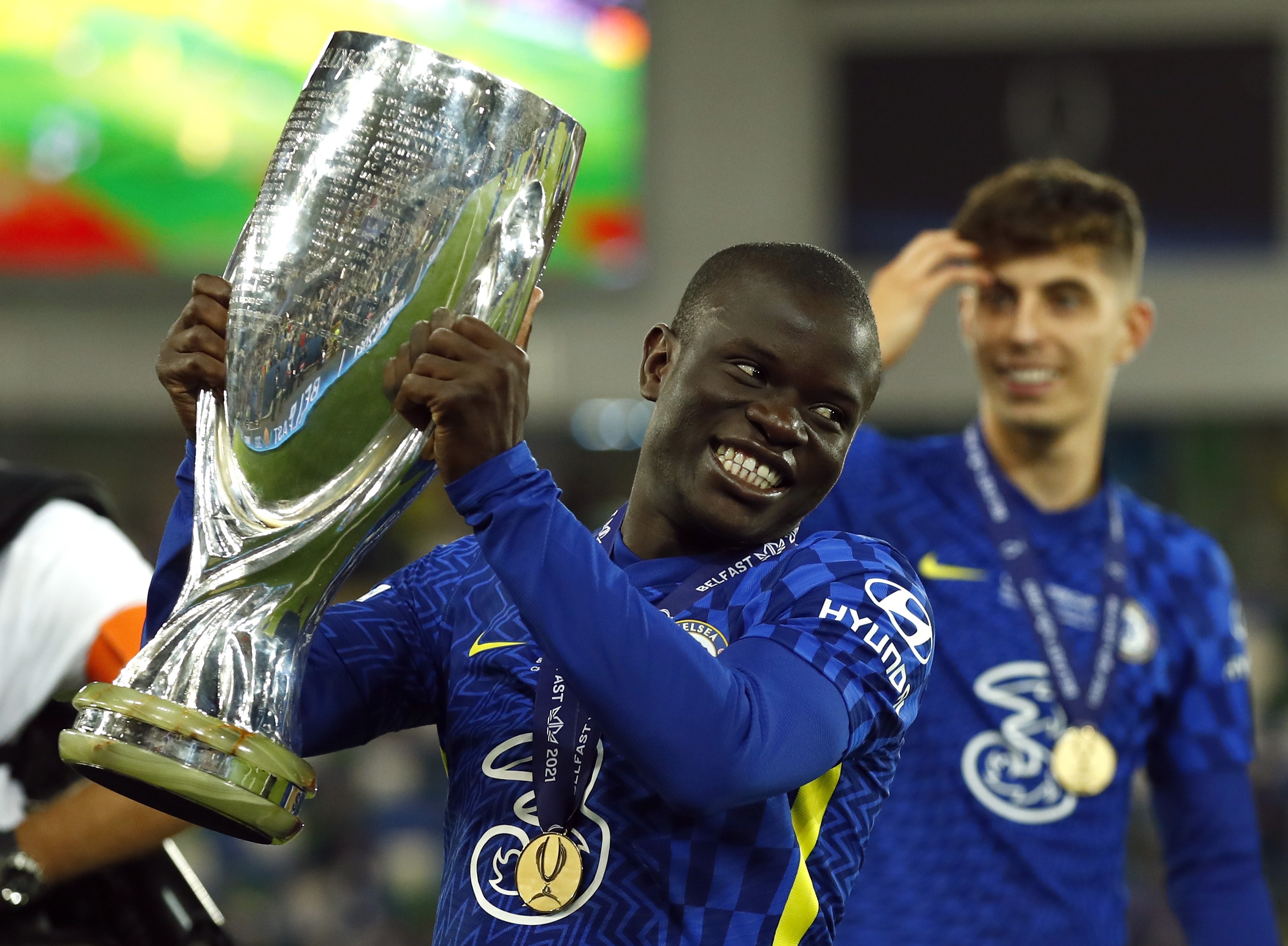 Chelsea gianh sieu cup chau Au anh 8