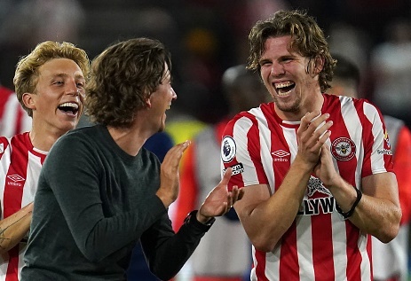 Pha tieu xao giup Brentford ha Arsenal hinh anh