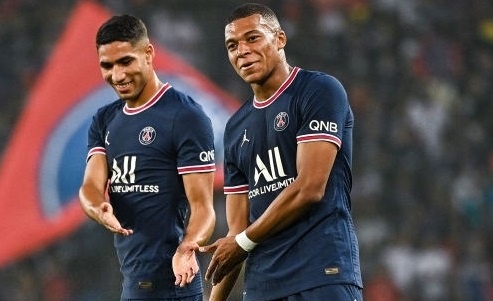 Mbappe giup PSG dan dau Ligue 1 hinh anh
