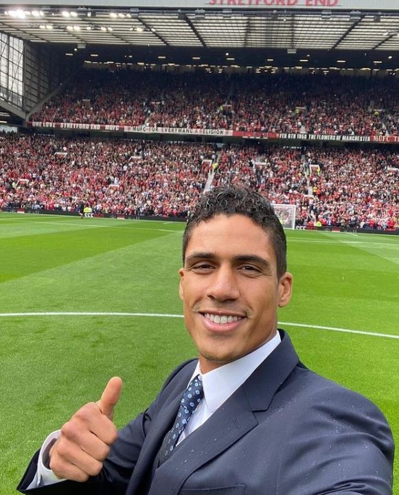 Ronaldo tram tro truoc le ra mat cua Varane anh 1