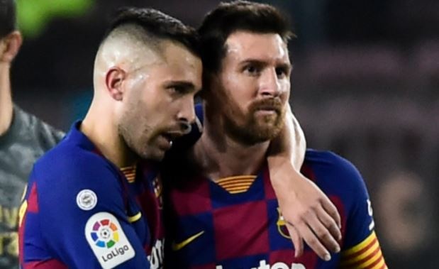 Alba: 'Viec Messi roi Barca khong lien quan den cac doi truong' hinh anh