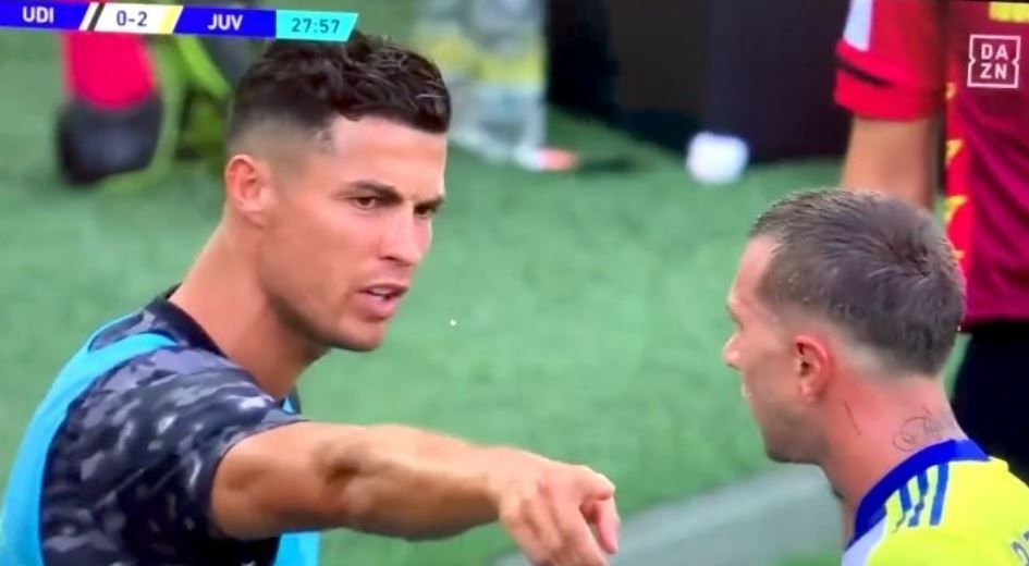 Ronaldo chi dao dong doi anh 1