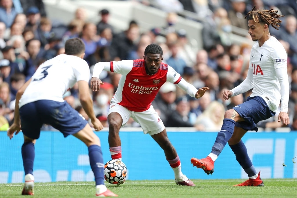 Arsenal san sang ban 10 cau thu anh 3