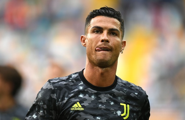 Ronaldo lan dau len tieng sau khi tro ve MU hinh anh