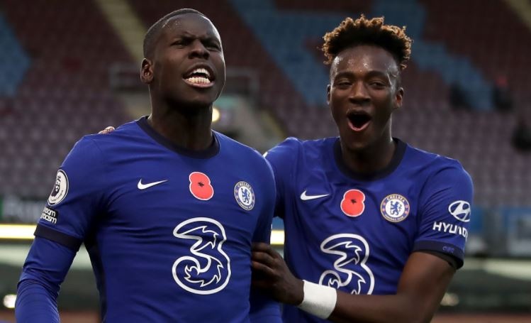 Chelsea ban 10 cau thu va thu gan 200 trieu USD hinh anh