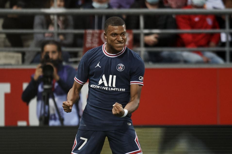 Messi ra mat PSG anh 8