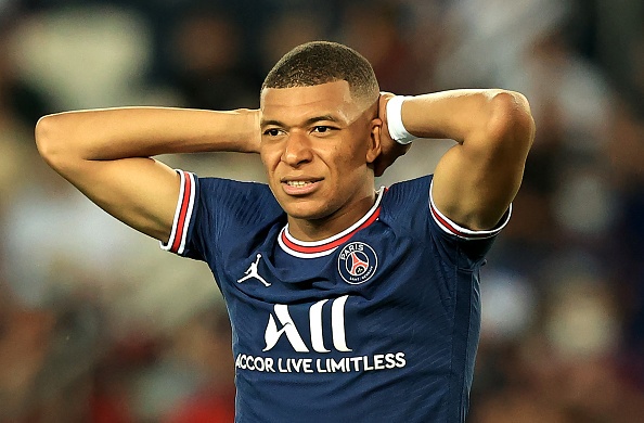 PSG tu choi ban Mbappe voi gia 220 trieu euro hinh anh
