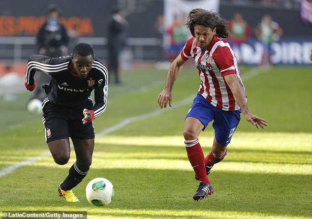 cau thu doi ben do 2 lan trong mot ky chuyen nhuong anh 7