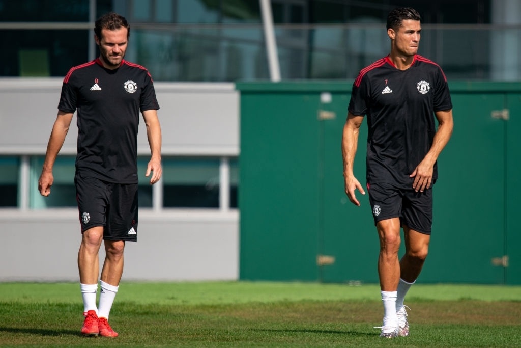 man ra mat cua Ronaldo anh 7