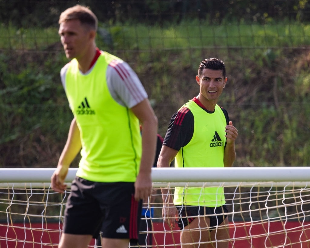 man ra mat cua Ronaldo anh 8