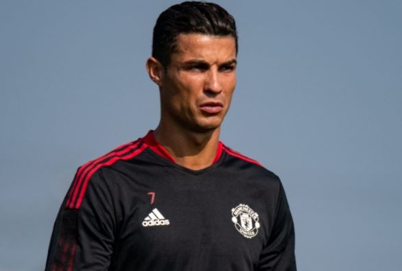 Ronaldo tap buoi dau cung Man Utd hinh anh