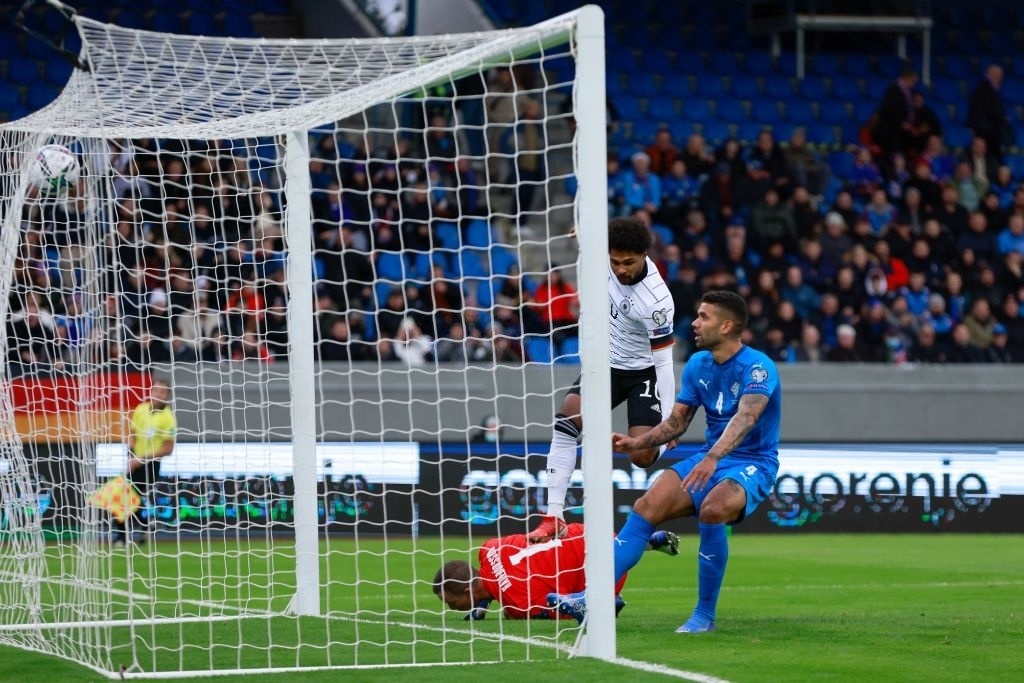 Duc thang Iceland anh 3