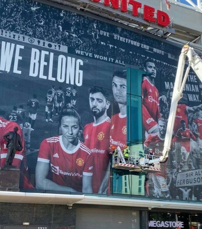 man ra mat cua Ronaldo anh 2