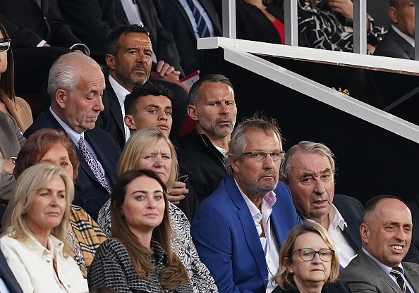 Dan khach VIP chiem nguong man tai xuat cua Ronaldo anh 5