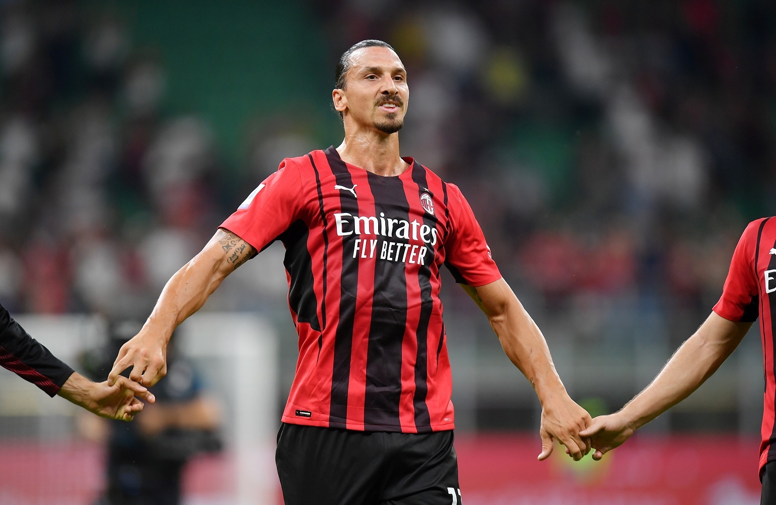Ibra lap ky luc tai Serie A anh 9