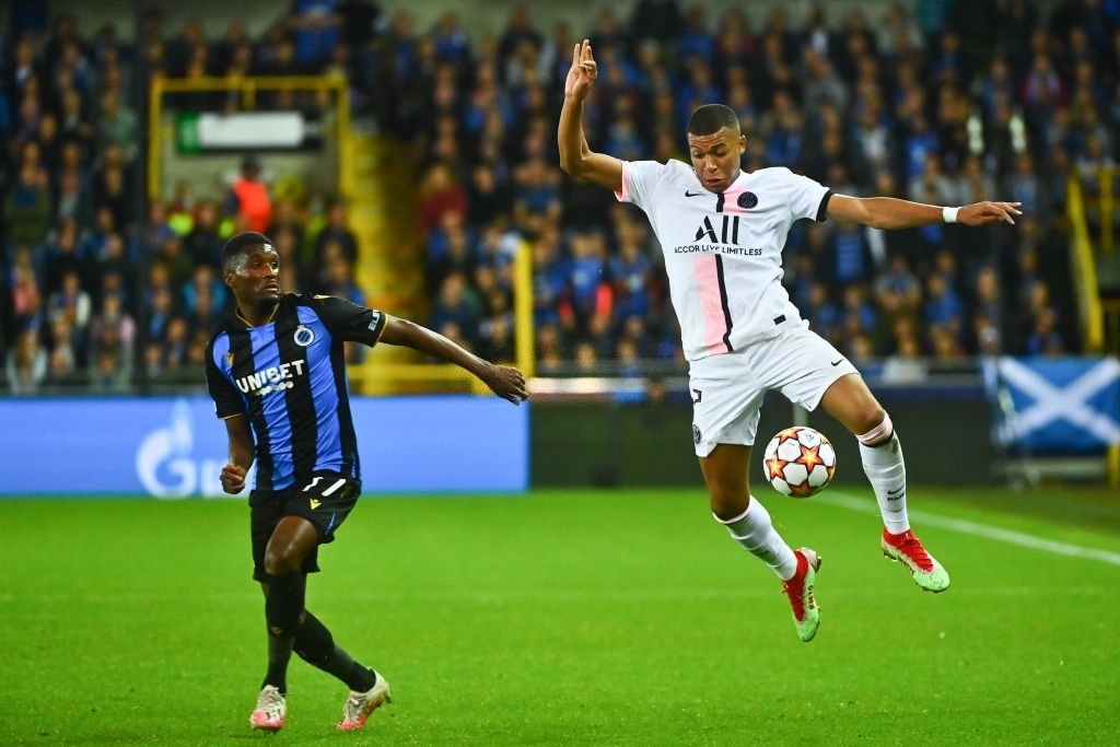 Messi lan dau da chinh cho PSG anh 5