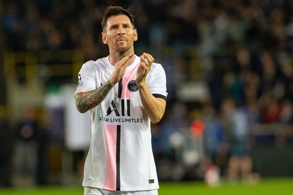 Messi lan dau da chinh cho PSG anh 8