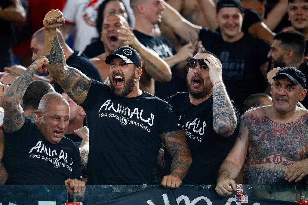 CDV coi ao an mung anh 6