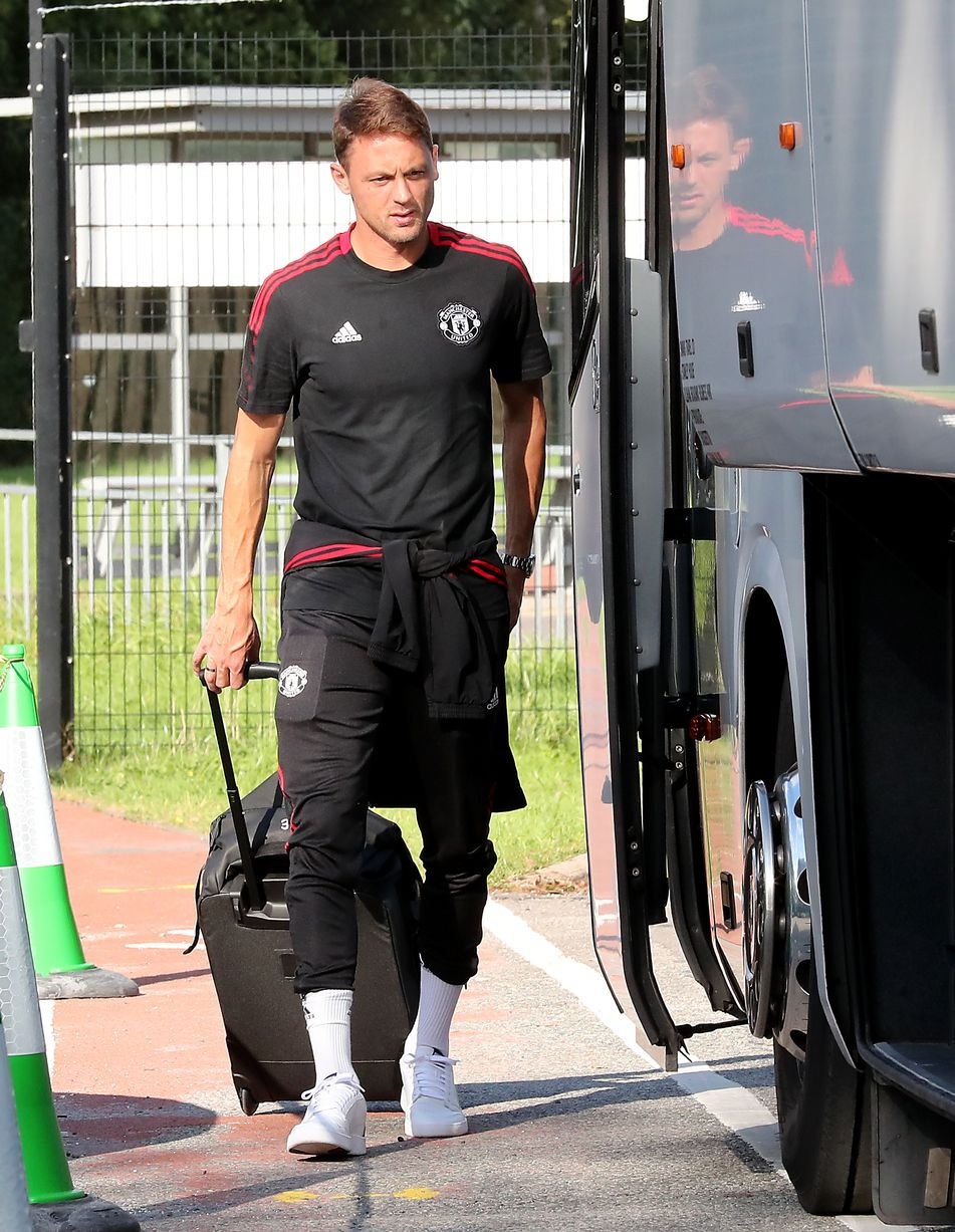 Tru cot tuyen giua cua MU tro lai anh 7